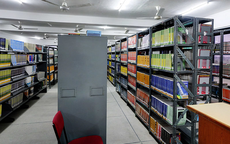 Library-at-rai-university-800x501.jpg